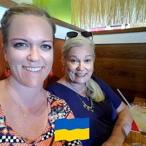 Meet your Posher, Sharon